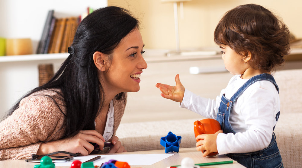 أفكار للعب للأطفال ما بين عمر ١-٢ سنوات