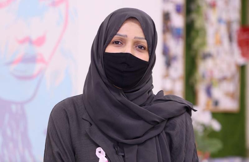 اسمي عنان عرفات، وهذه قصتي مع سرطان الثدي